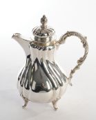 Kaffeekanne, Silber 835, Hermann Behrnd, Dresdner Hofmuster, 25 cm hoch, ca. 850 g