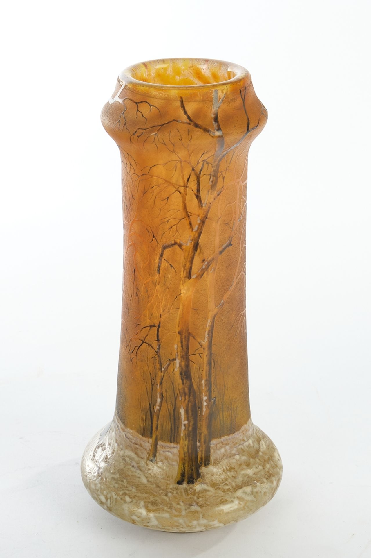 Vase, "Paysage en hiver", Daum, farbloses Glas mit gelber und apricotfarbener Pulvereinschmelzung, 