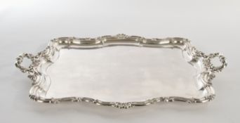 Tablett, Silber 13-lötig, Rokokostil, vierseitig, geschweift, zwei Handhaben, 61.5 x 41.5 cm, ca. 2