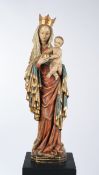 Skulptur, "Madonna mit Kind", Holz farbig gefasst, 19./20. Jh., 72 cm hoch, Klebestelle an der Kron