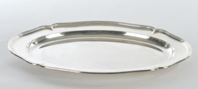 Vorlegeplatte, Silber 800, Wilkens, oval, passig-geschweifter Profilrand, 55 x 37 cm, ca. 1.573 g, 