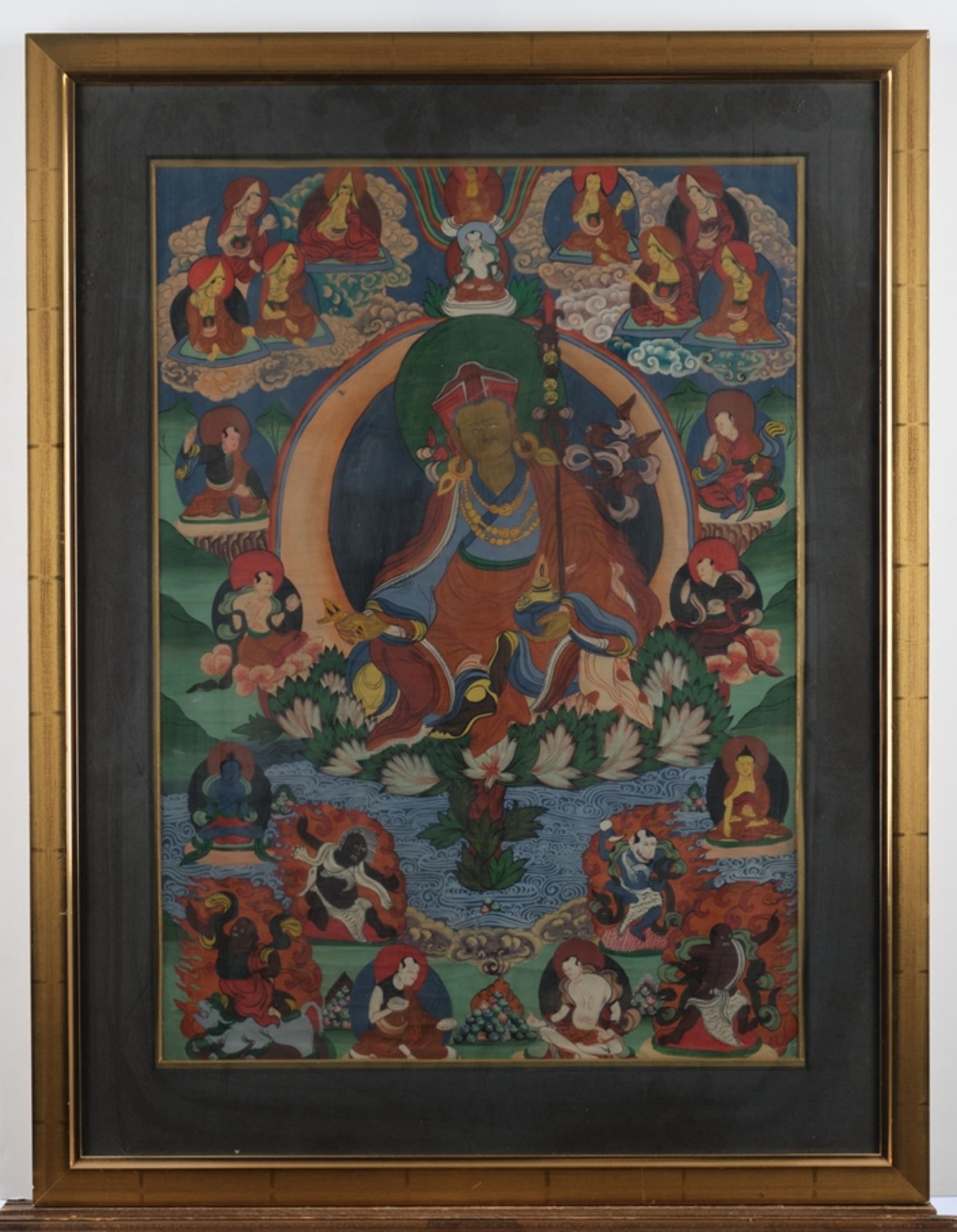 Thangka, Tibet/Nepal, neuzeitlich, Farbe auf Textil, Padmasambhava mit seinen yoginis als Guru Rinp - Bild 2 aus 3
