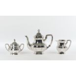 Teekanne, Sahnegießer, Zuckerdose, Silber 925, Emil Hermann, vierseitig gebauchte Gefäße mit vertik