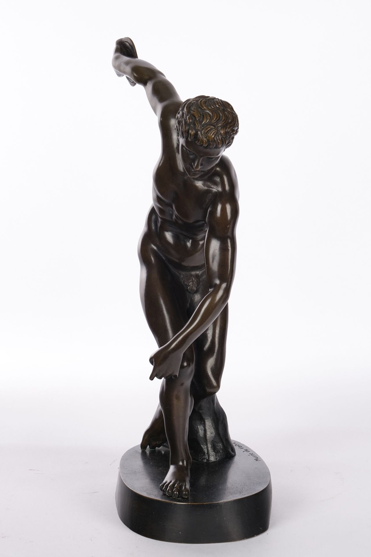 Bronze, "Diskobolos" des Myron, nach Römischer Kopie aus dem 2. Jh. n. Chr., griechisches Original  - Bild 2 aus 5