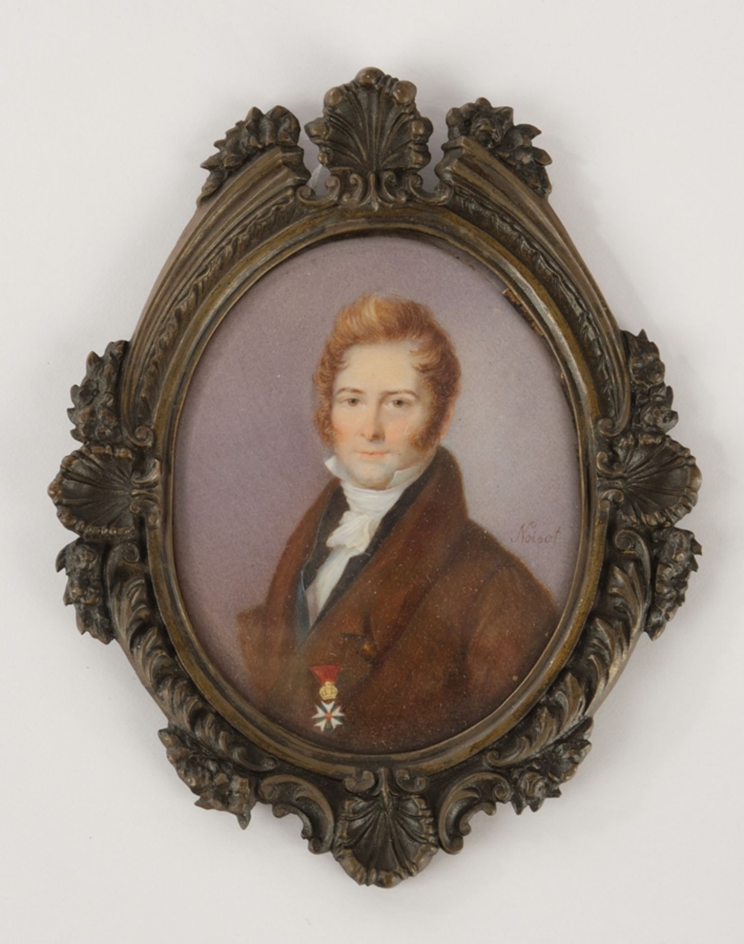 Miniatur, "Herrenporträt", Frankreich, um 1820-1830, Gouache auf Elfenbein, rechts bezeichnet Noiso