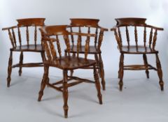 Satz von 4 Captain Chairs, 19. Jh., Rüster, H. 81 cm, Gebrauchsspuren