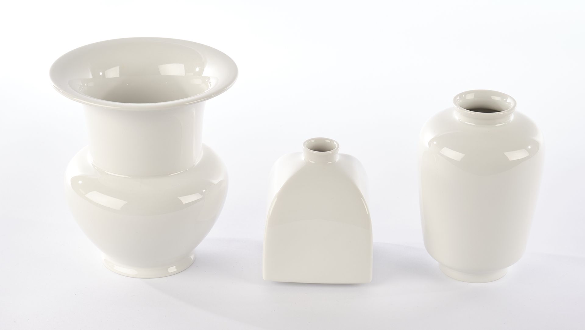 3 Vasen, "Würfelform, Balusterform, Fidibus", KPM Berlin, Weißporzellan, verschieden, 9.5-14.8 cm h