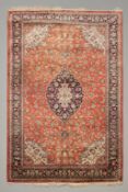 Täbriz, Iran, Seide, feine Knüpfung, ca. 3.00 x 1.99 m, Flor und Fransen stellenw. reduziert, Versc