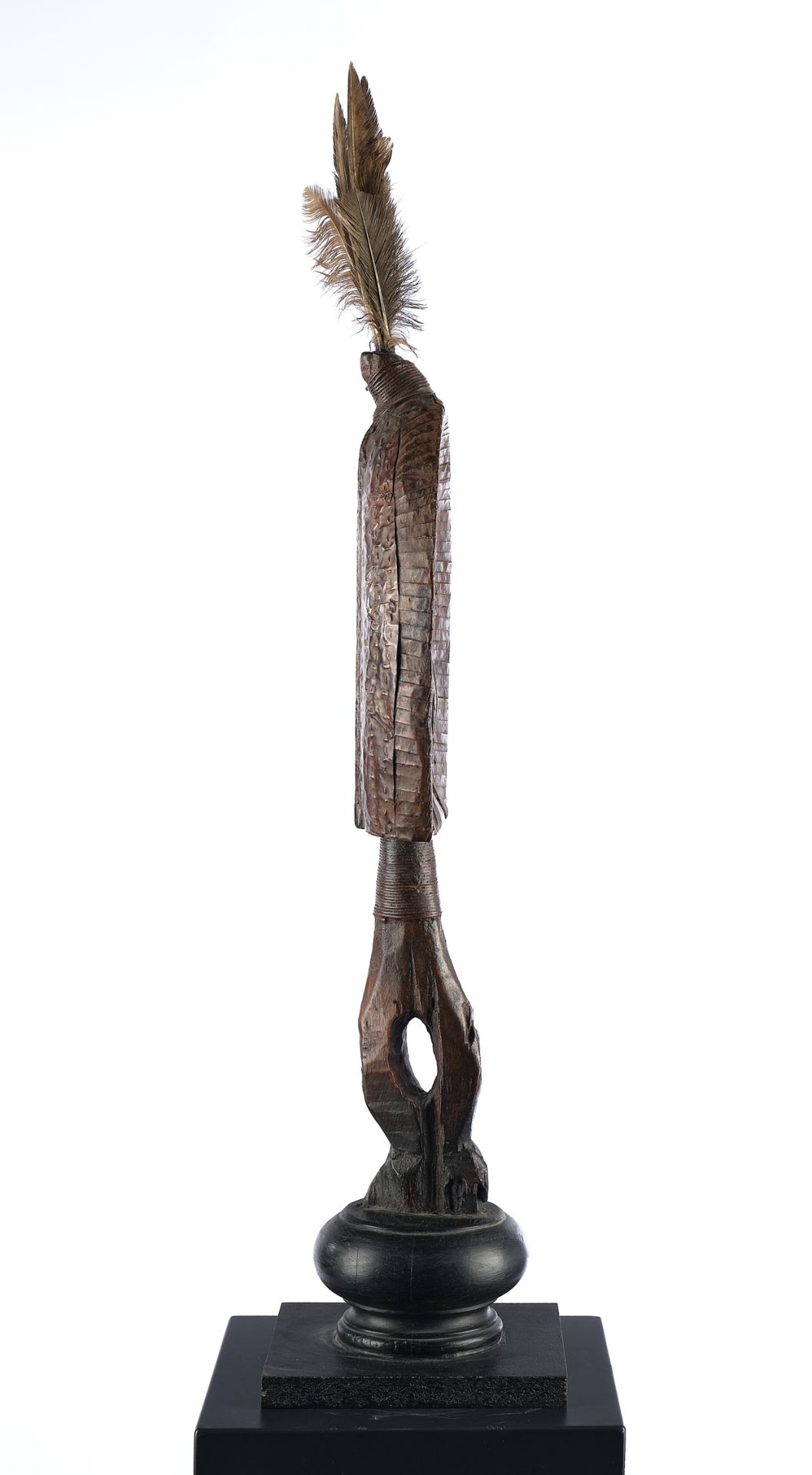 Reliquienfigur, Mahongwe, Gabun, Afrika, Grabwächter aus Holz, mit Metallstreifen und Blech belegt, - Bild 2 aus 4