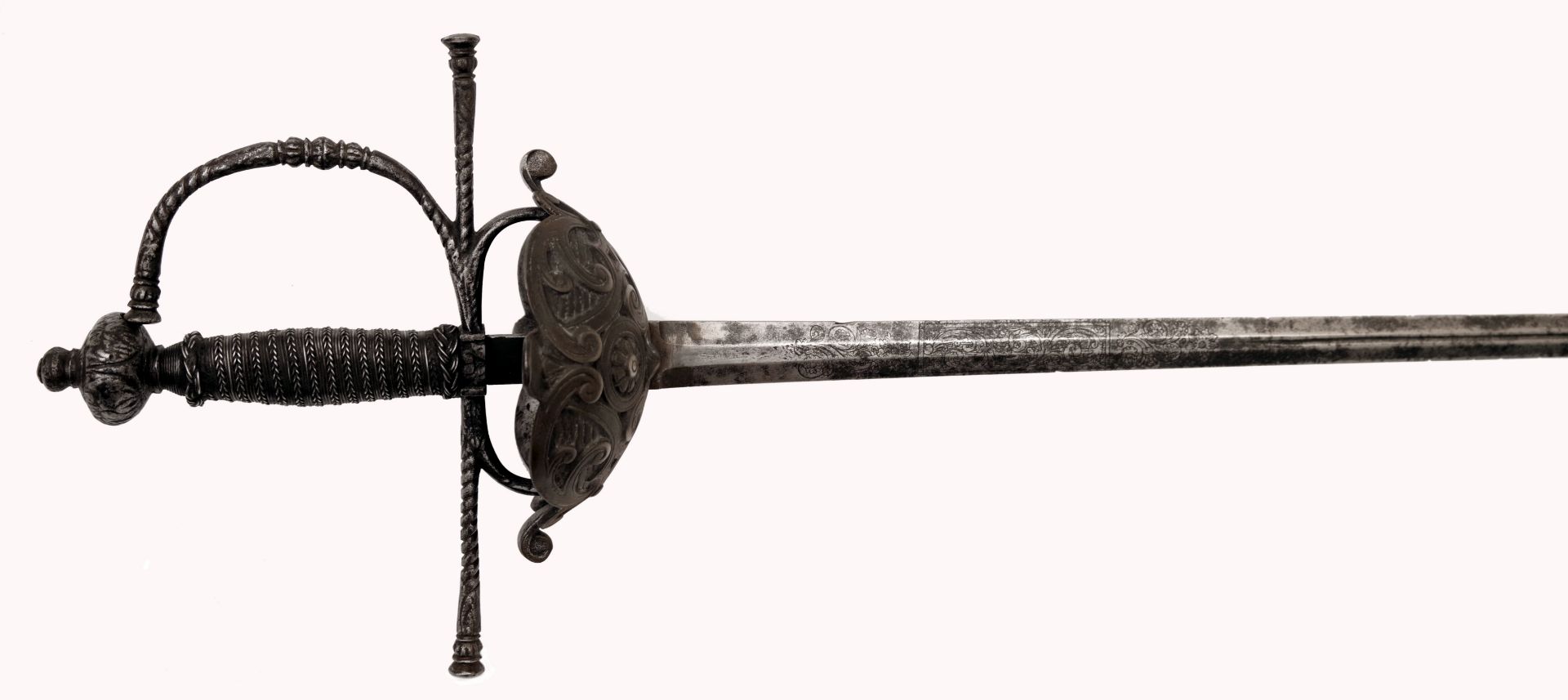 Dish-hilt sword