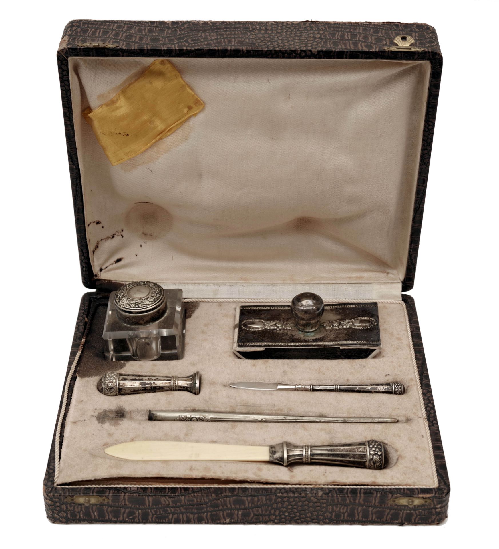 Art Nouveau writing set in a case