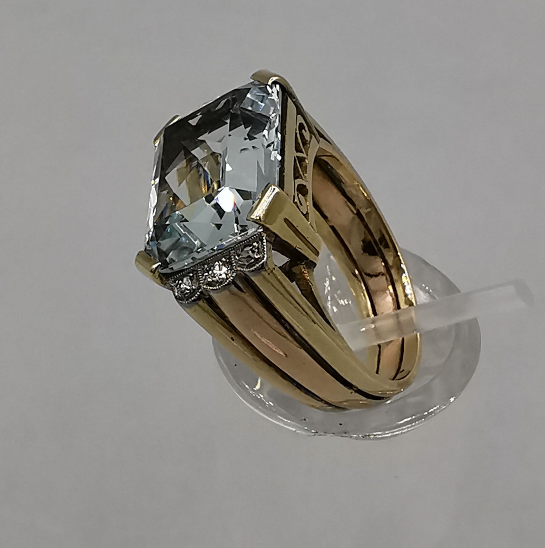 RING WITH AQUAMARINE - Image 2 of 3