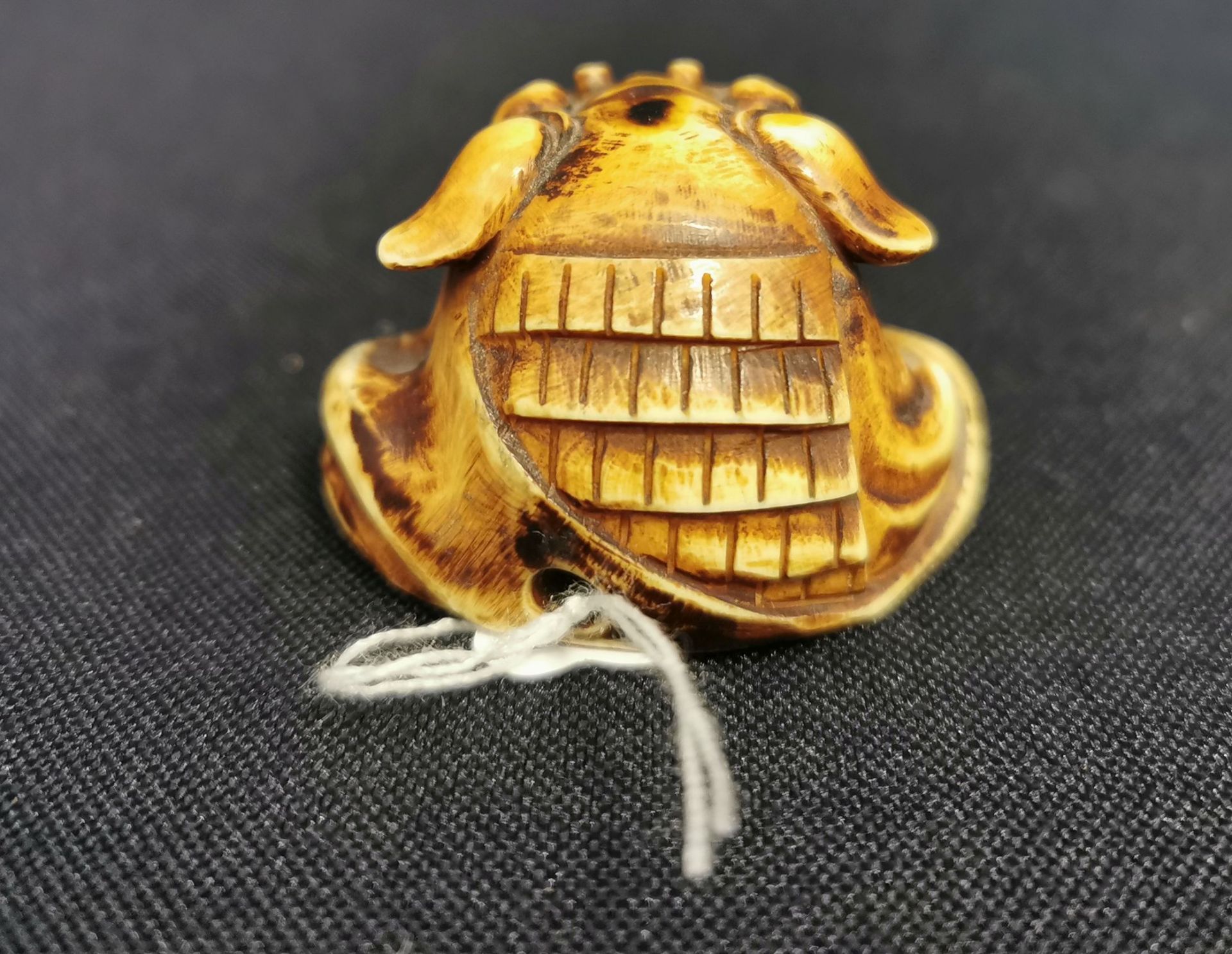 NETSUKE: SHISHI-KOPF - Bild 3 aus 5