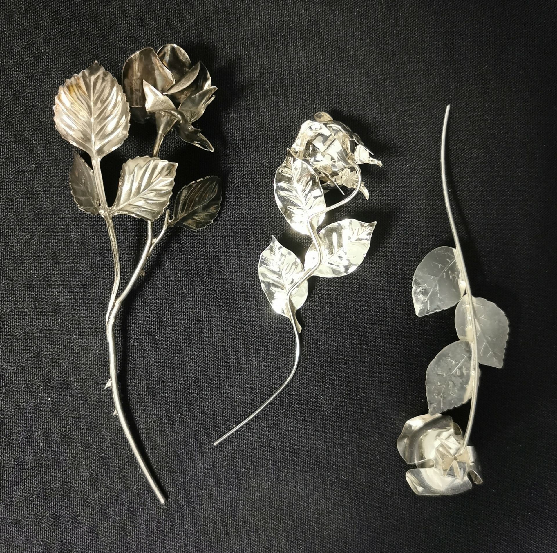SILVER "ROSES  - Image 2 of 3