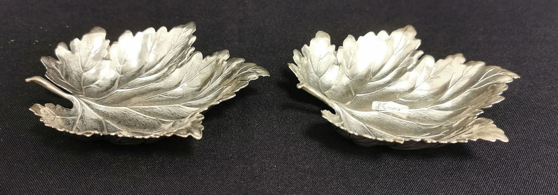 2 BUCCELLATI LEAF BOWLS - Image 2 of 3