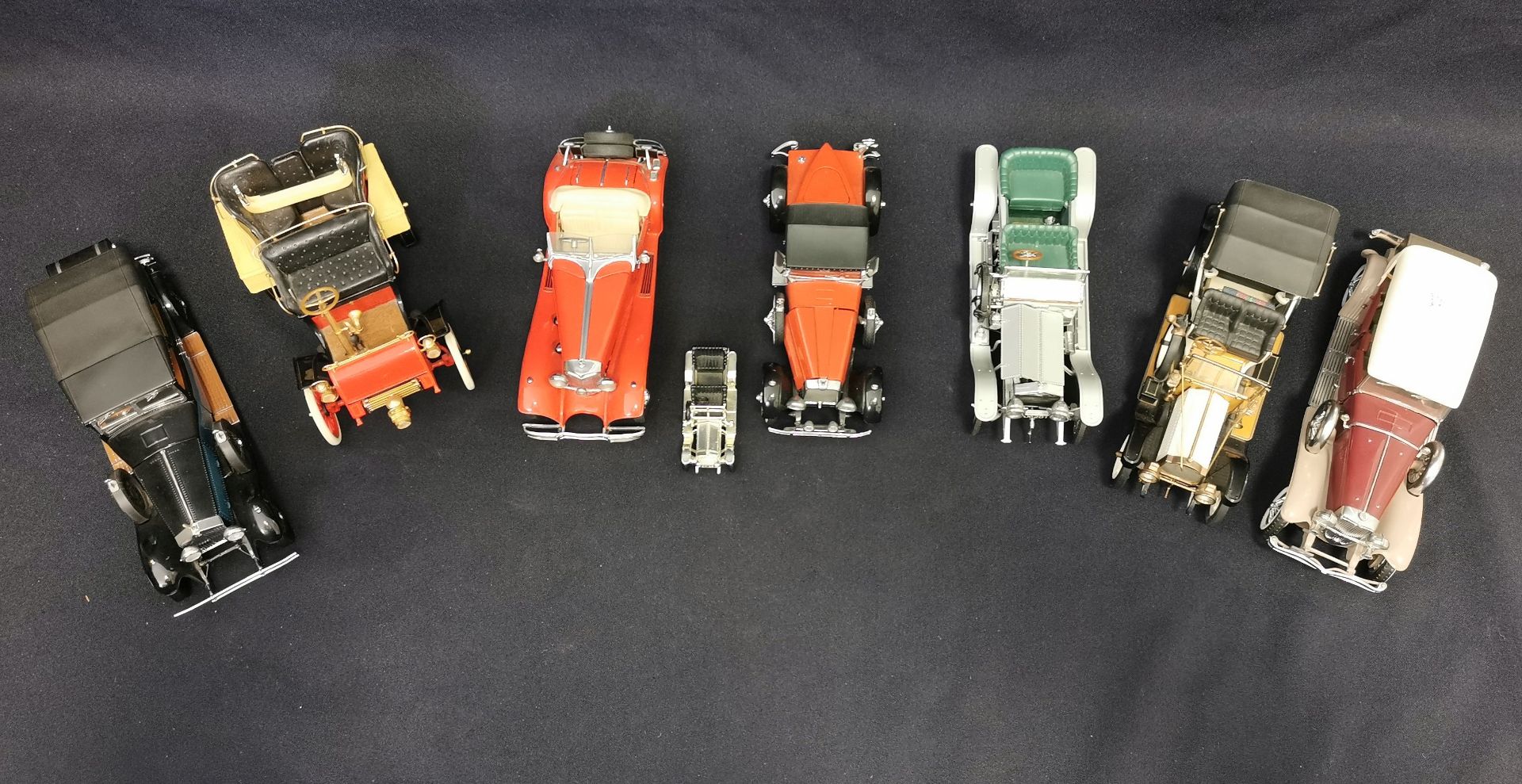 8 MODEL CARS - Image 2 of 5