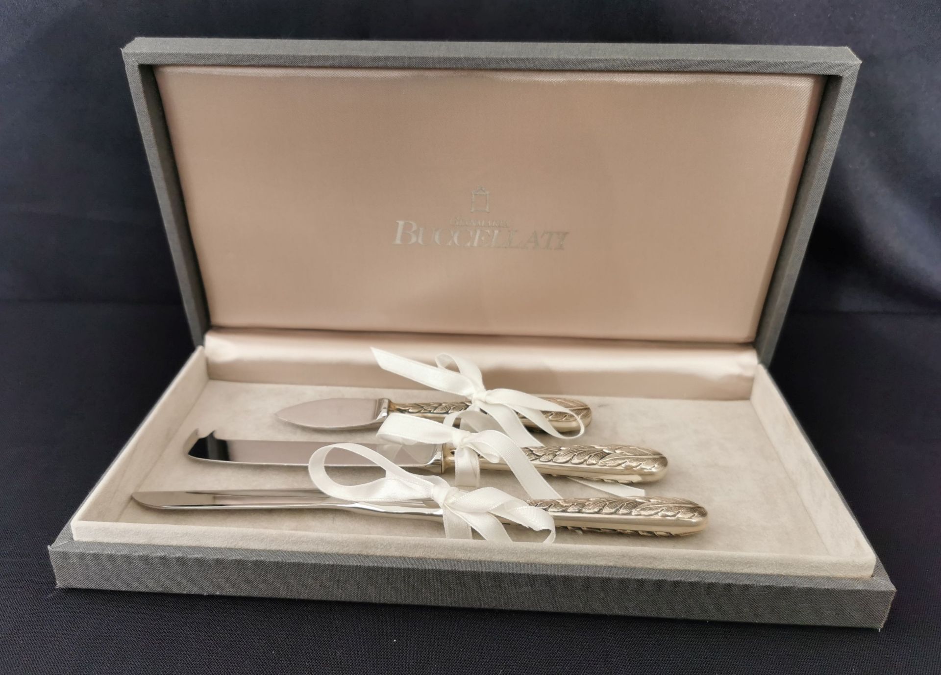 3 BUCCELLATI VORLEGEMESSER-SET