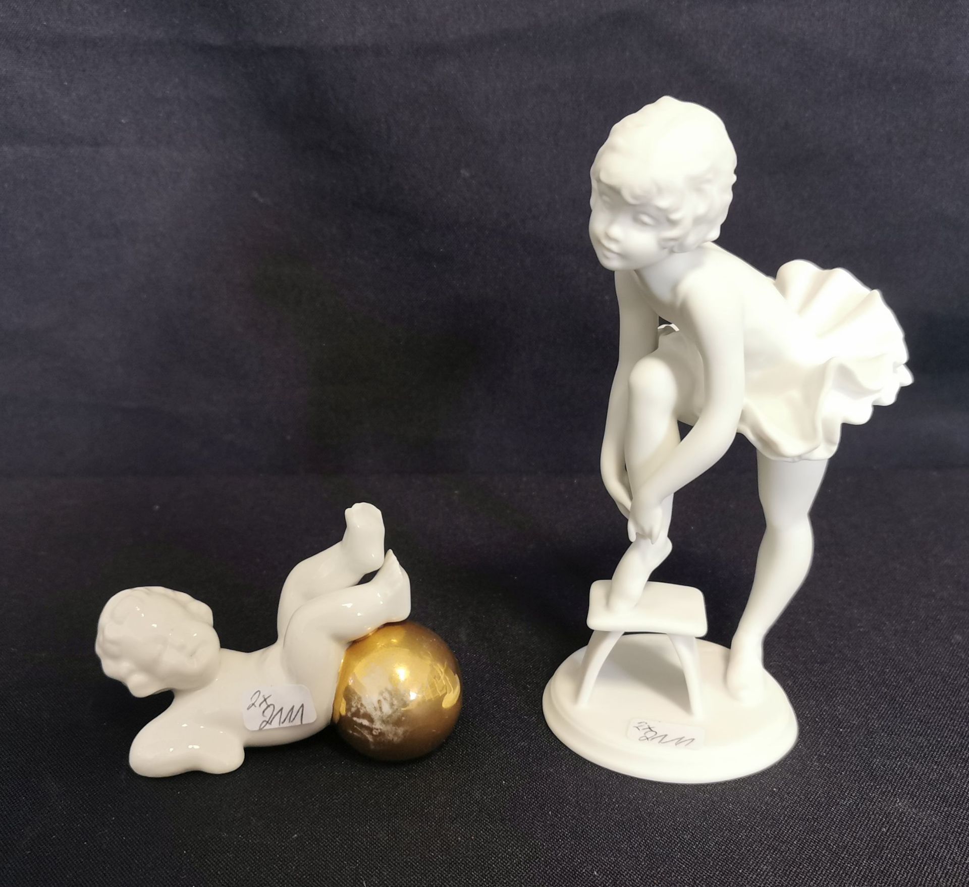 PORCELAIN FIGURES "BALLERINA" AND "PUTTO"