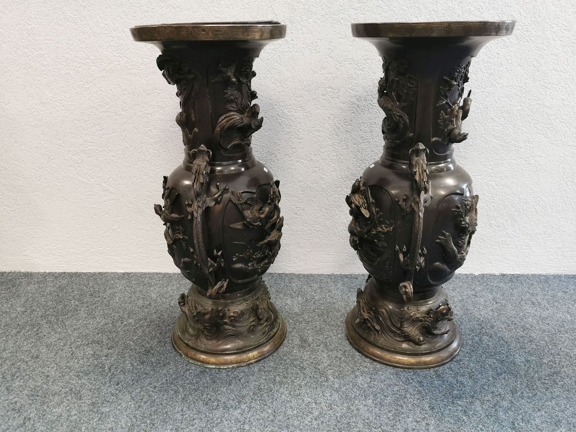 BRONZE VASES WITH DRAGON HANDLES - Image 5 of 7