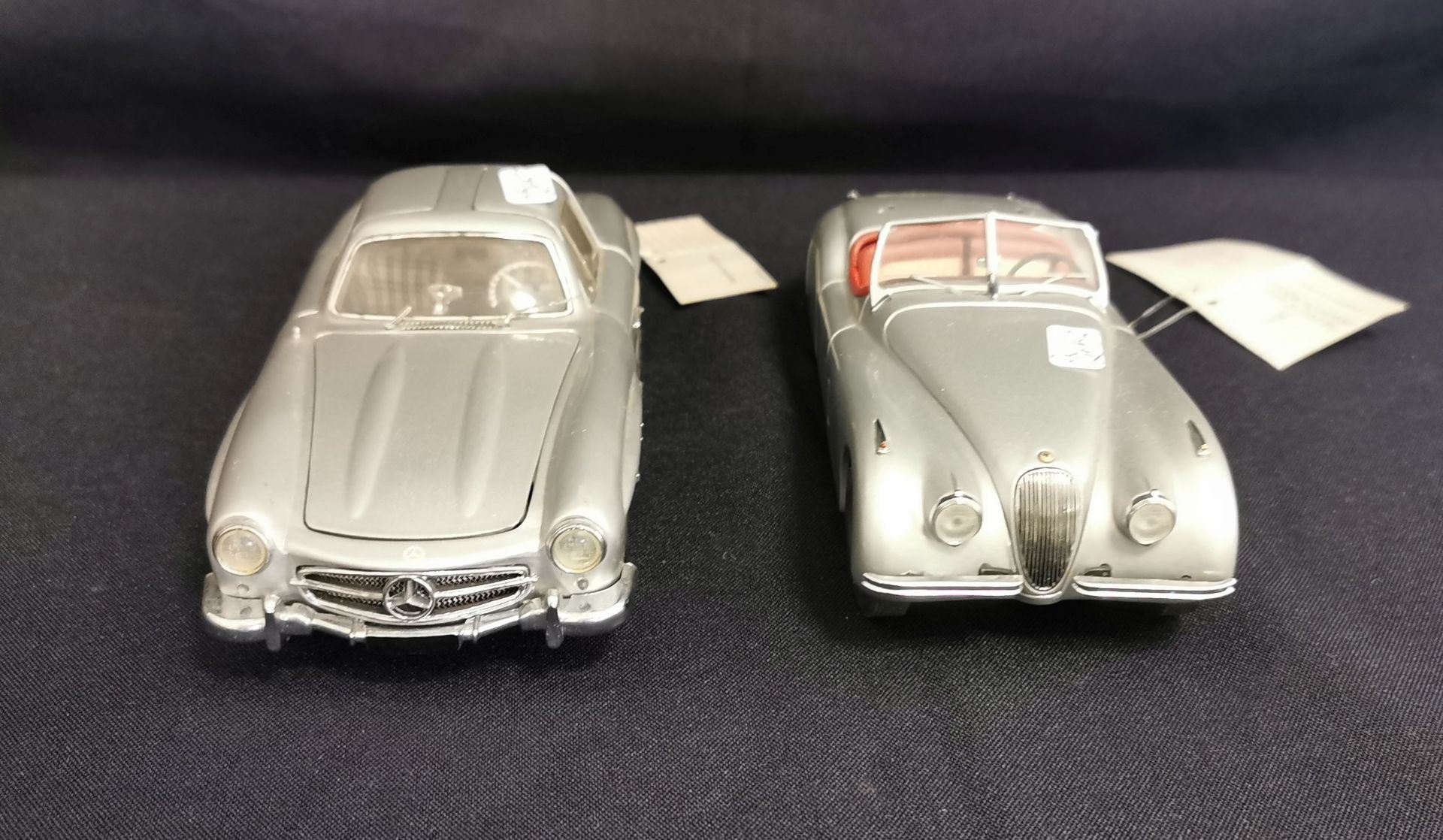 TIN TOY CARS