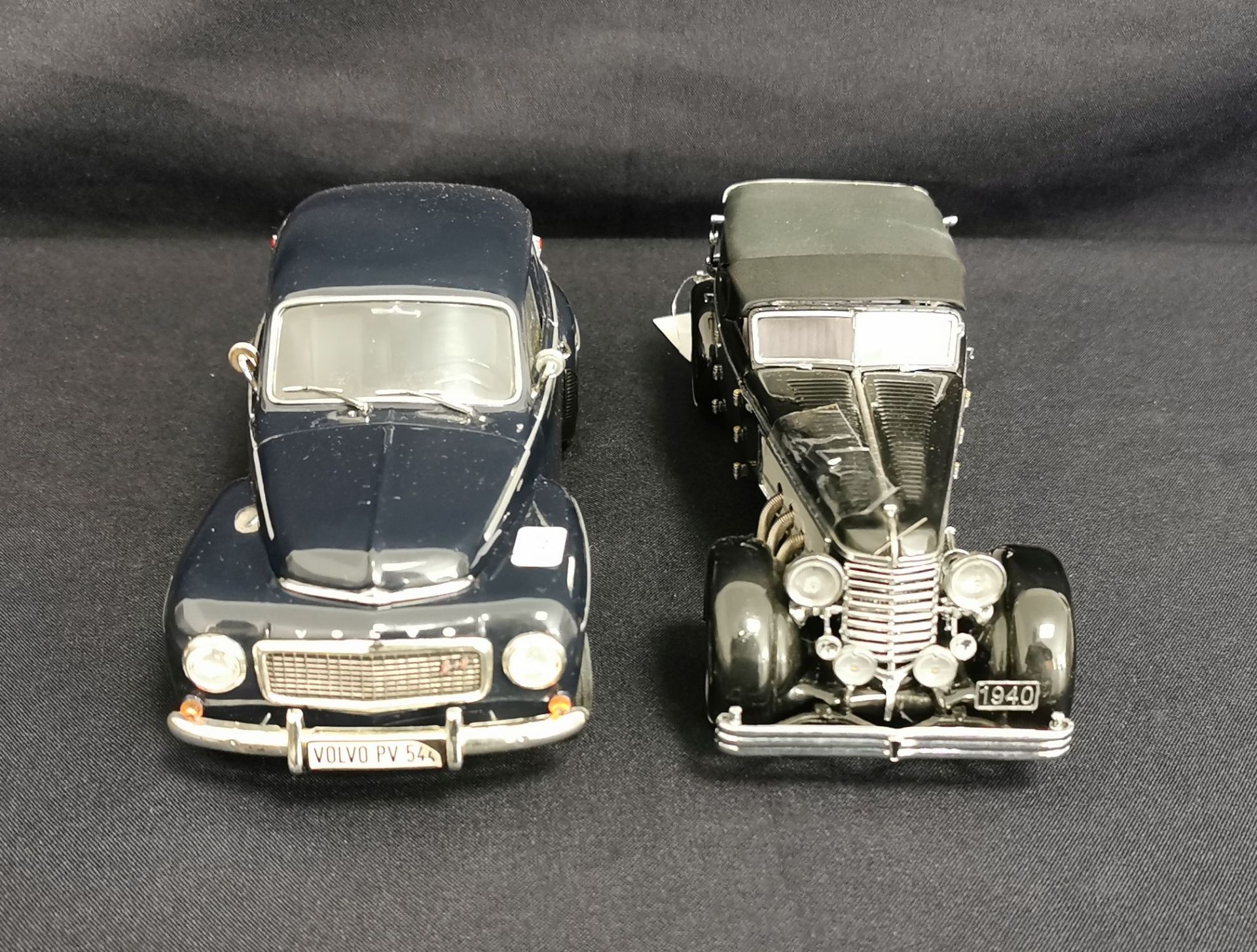 TIN TOY CARS