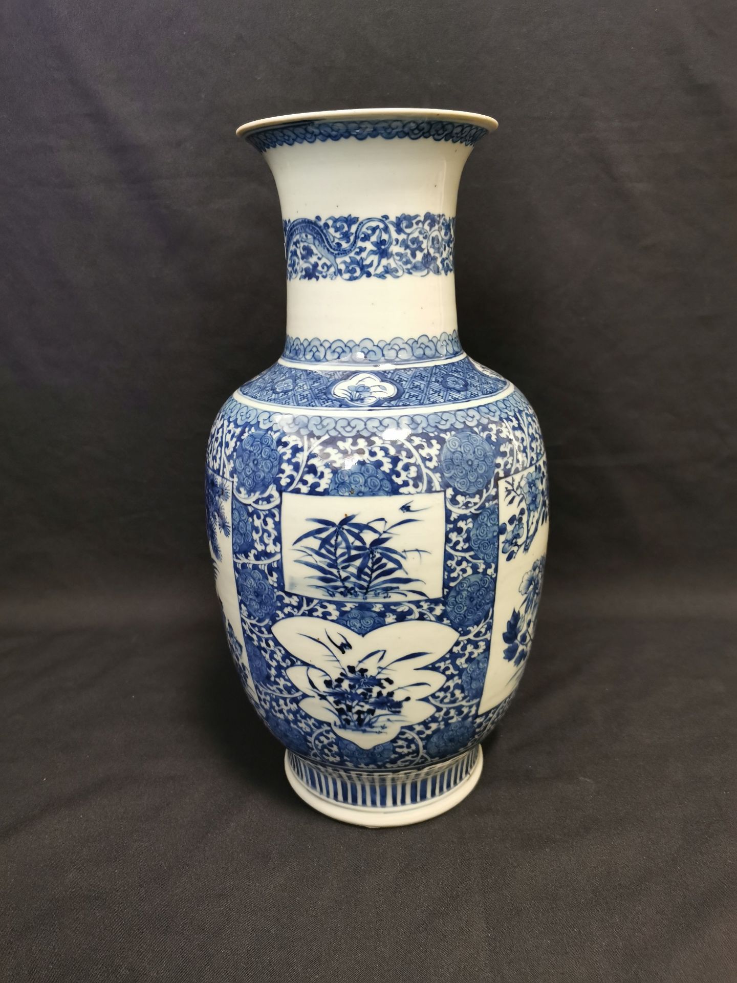 VASE - Image 3 of 6