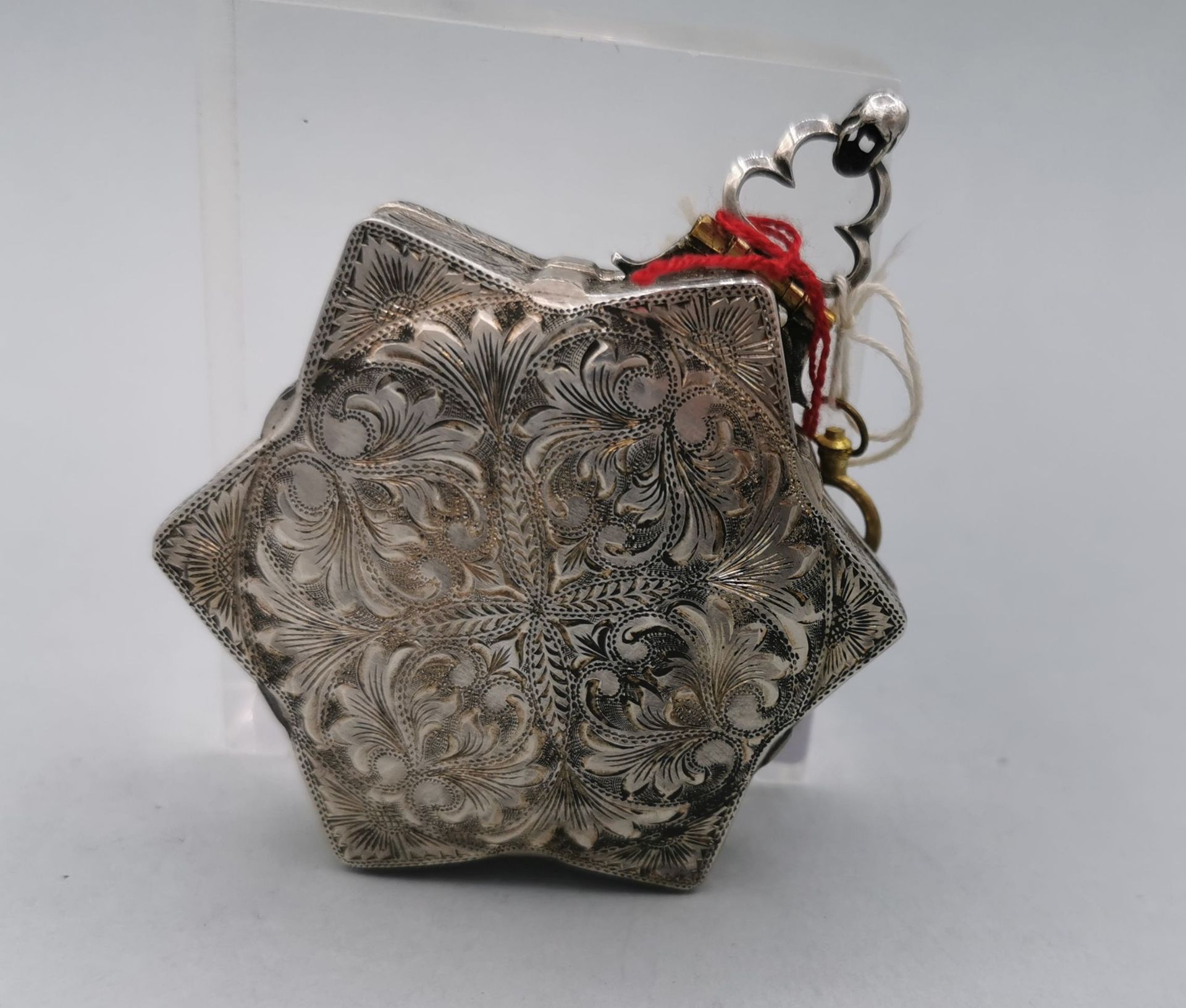 SPINDLE POCKET WATCH IN STAR-SHAPED CASE - Image 5 of 10
