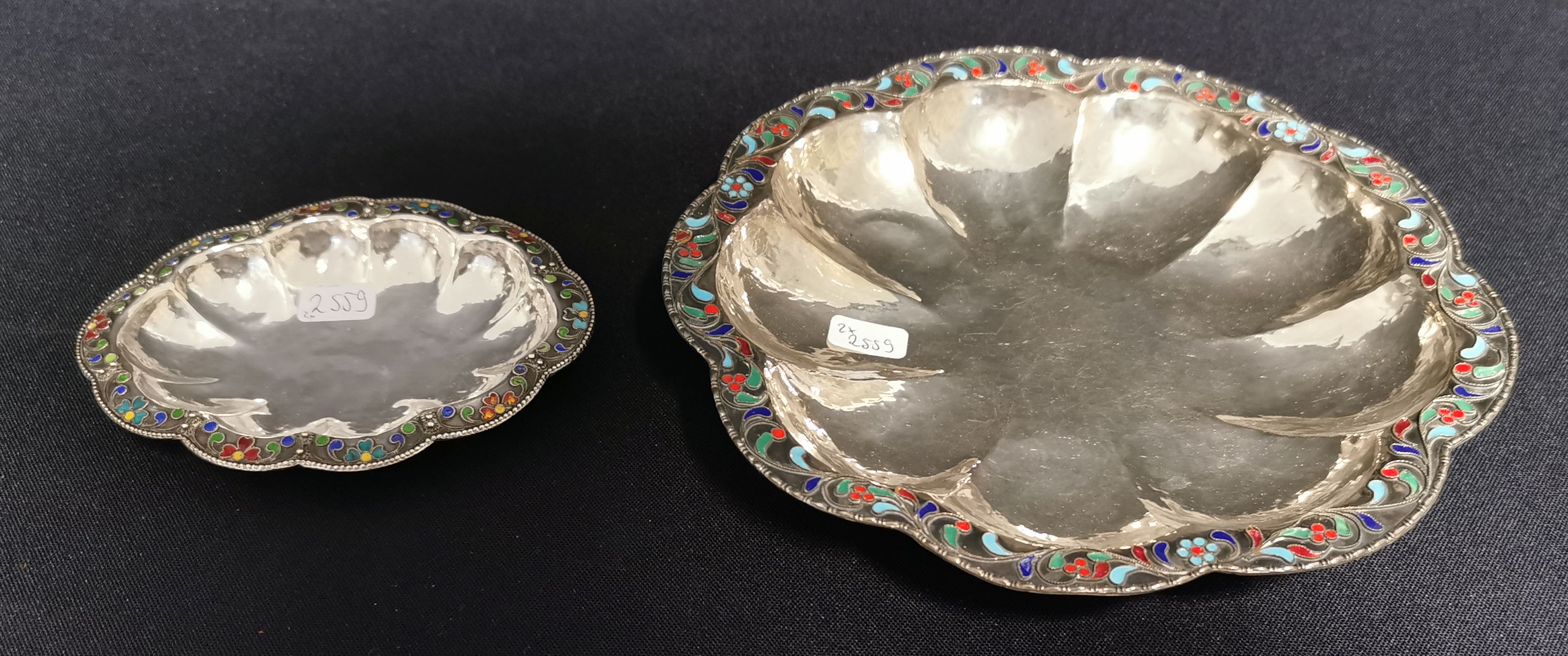 2 BOWLS WITH CLOISONNE - Image 2 of 3