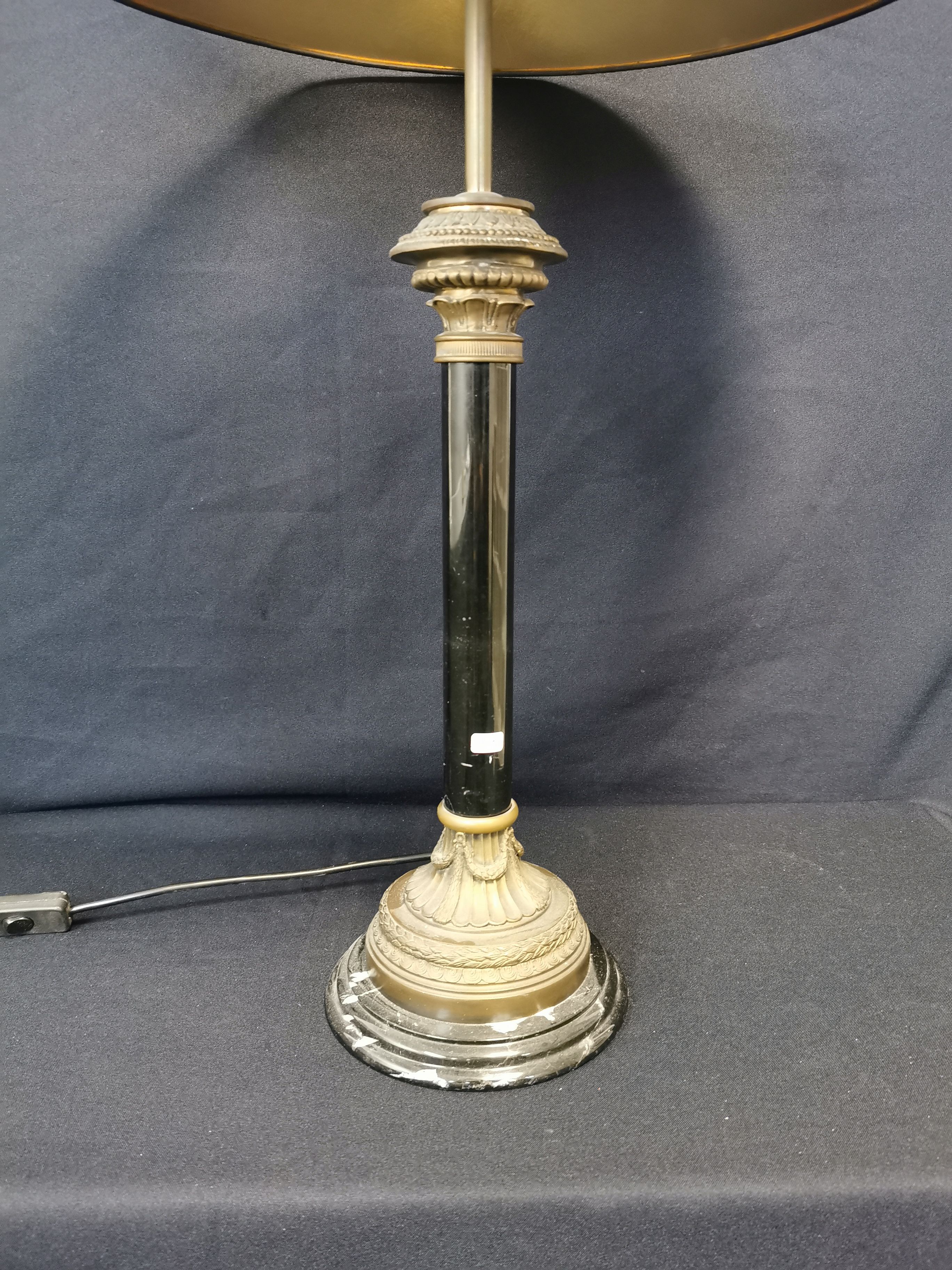 TABLE LAMP - Image 2 of 3