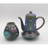 KLEINE CLOISONNE-KANNE UND CLOISONNE-VASE