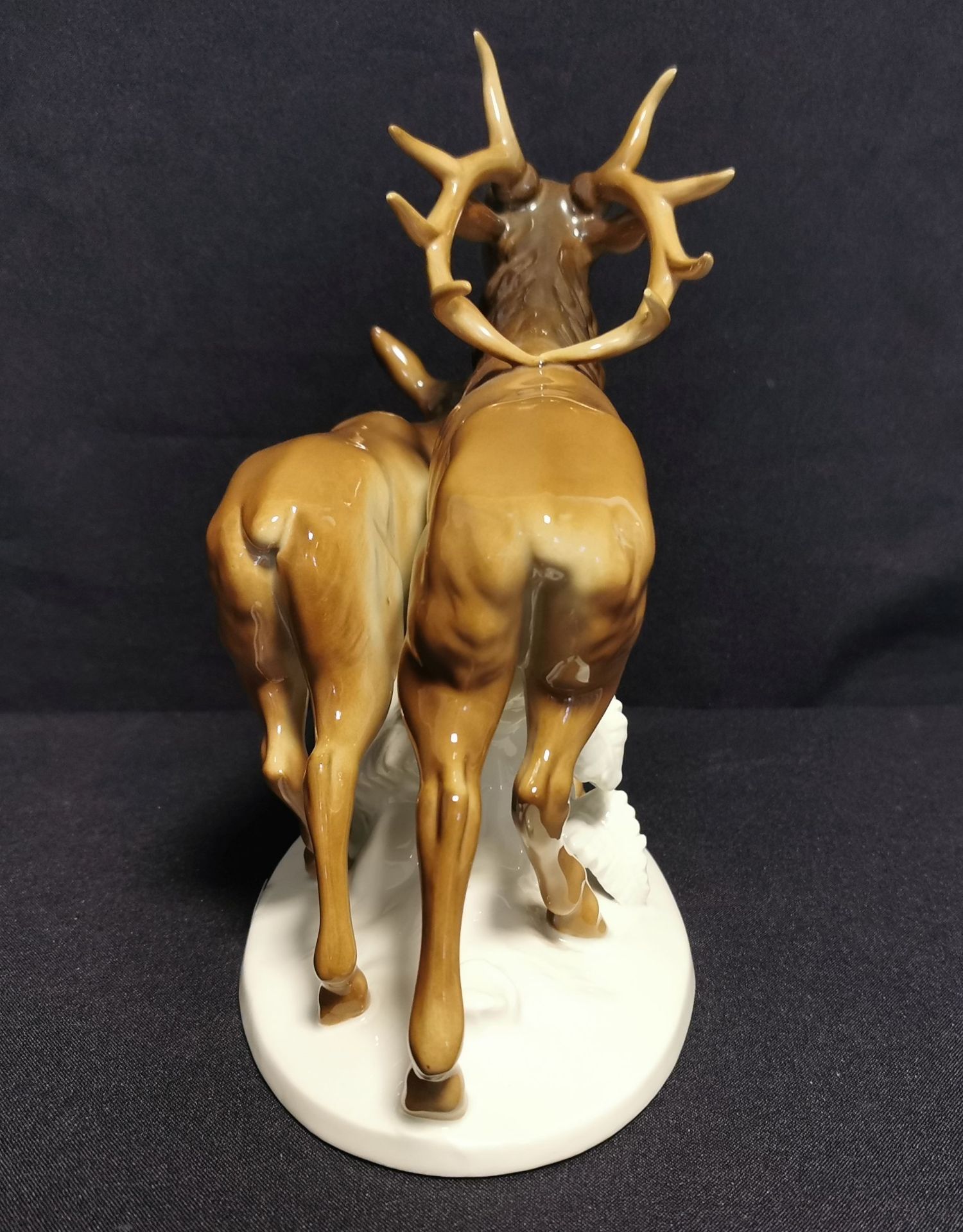 FIGURE GROUP "STAG AND DEER" - Image 3 of 4