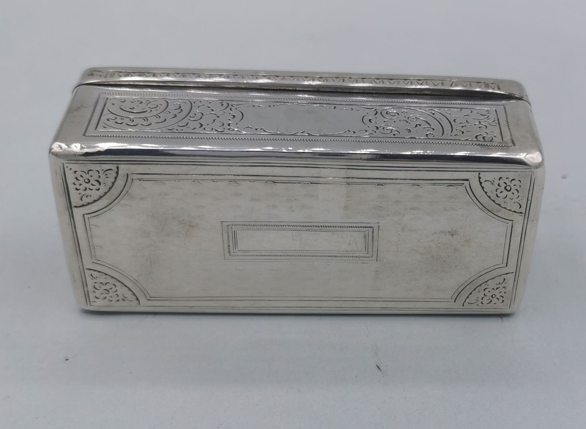 GALLANTRY: TOBACCO BOX - Image 5 of 10