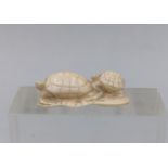 NETSUKE: SCHILDKRÖTEN