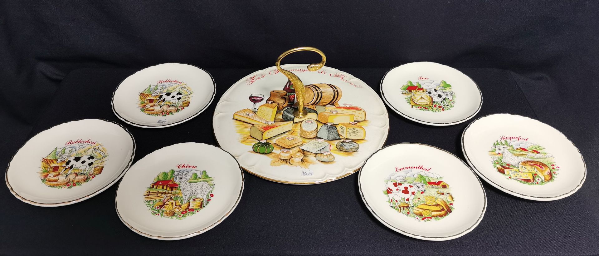 6 CHEESE PLATE AND CHEESE TRAY