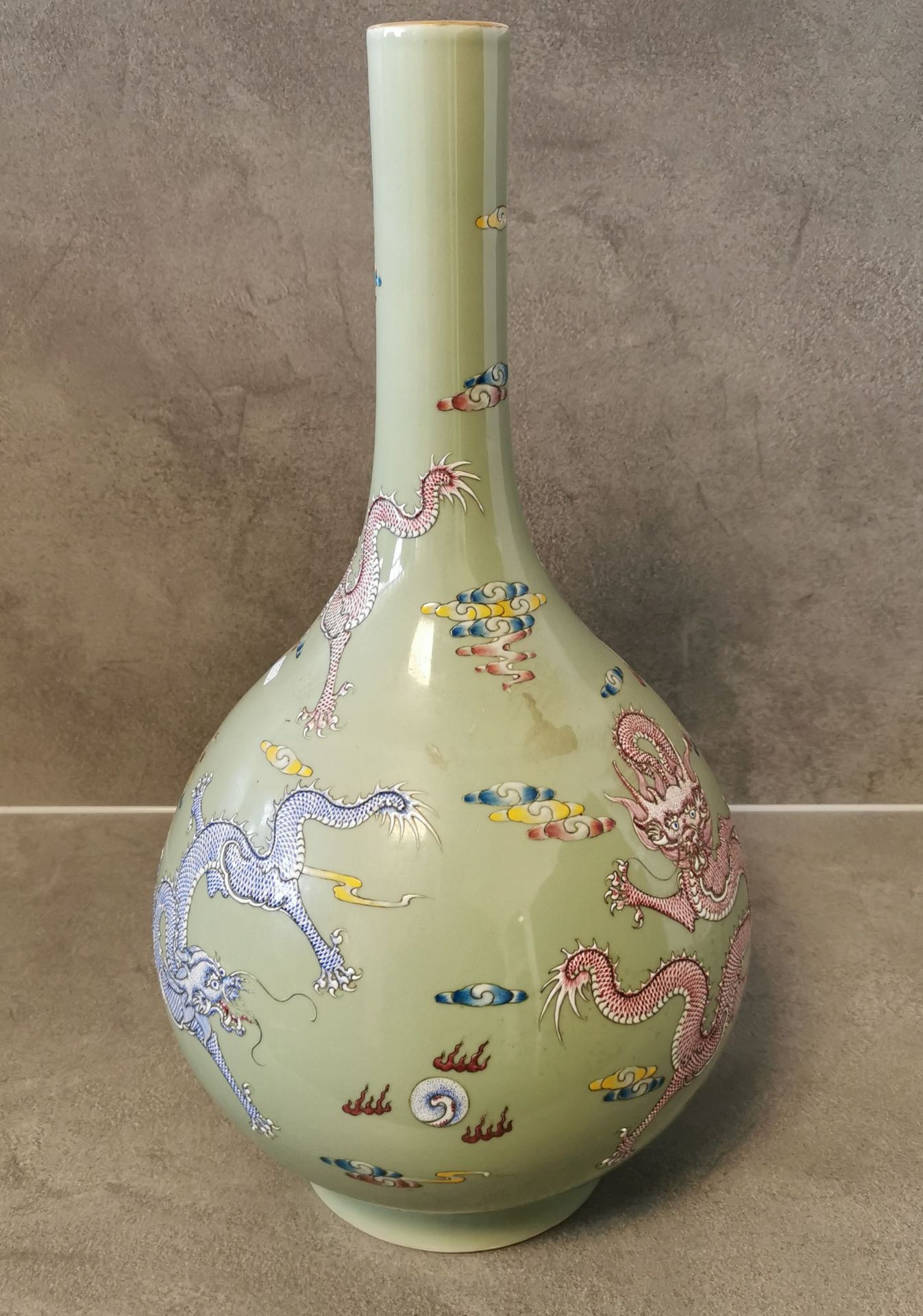 VASE - Image 2 of 8