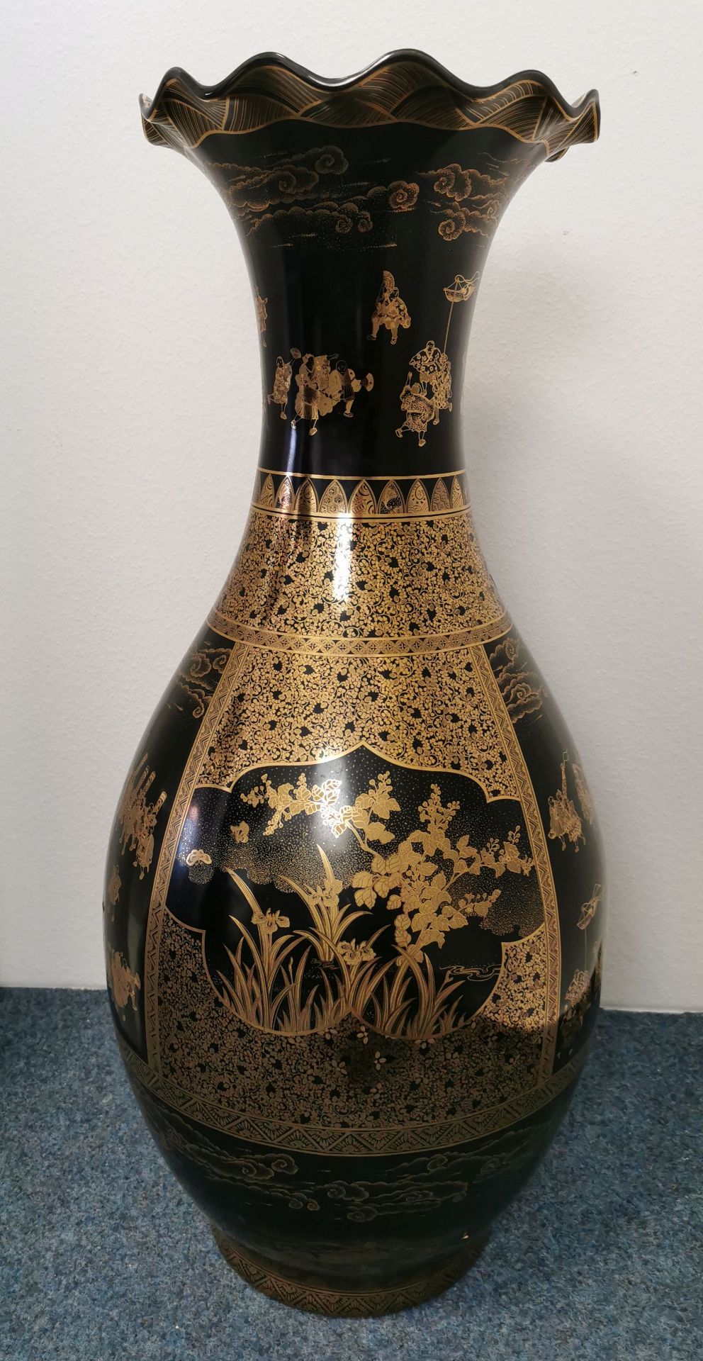 GROSSE CHINESISCHE VASE