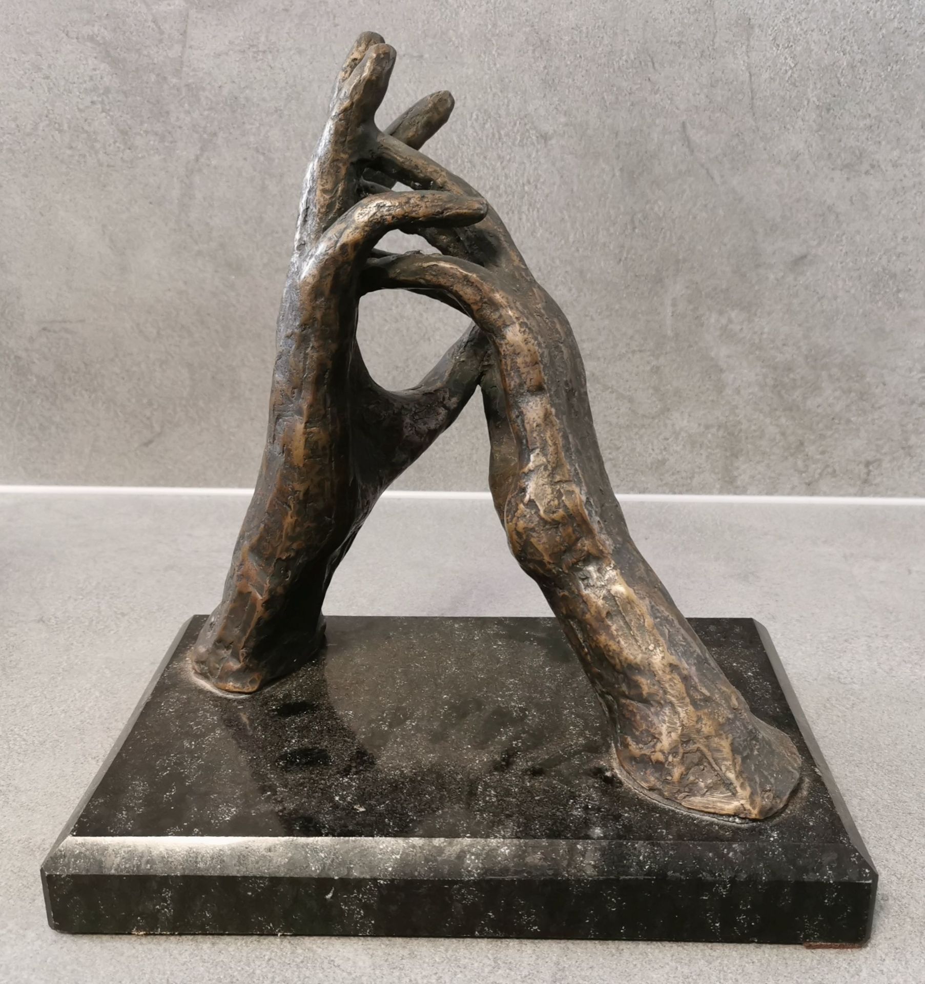 SCULPTURE "HANDS" - Image 3 of 4