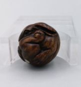 NETSUKE: HASE