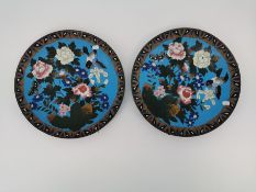 2 CLOISONNE TELLER MIT VOGELDEKOR