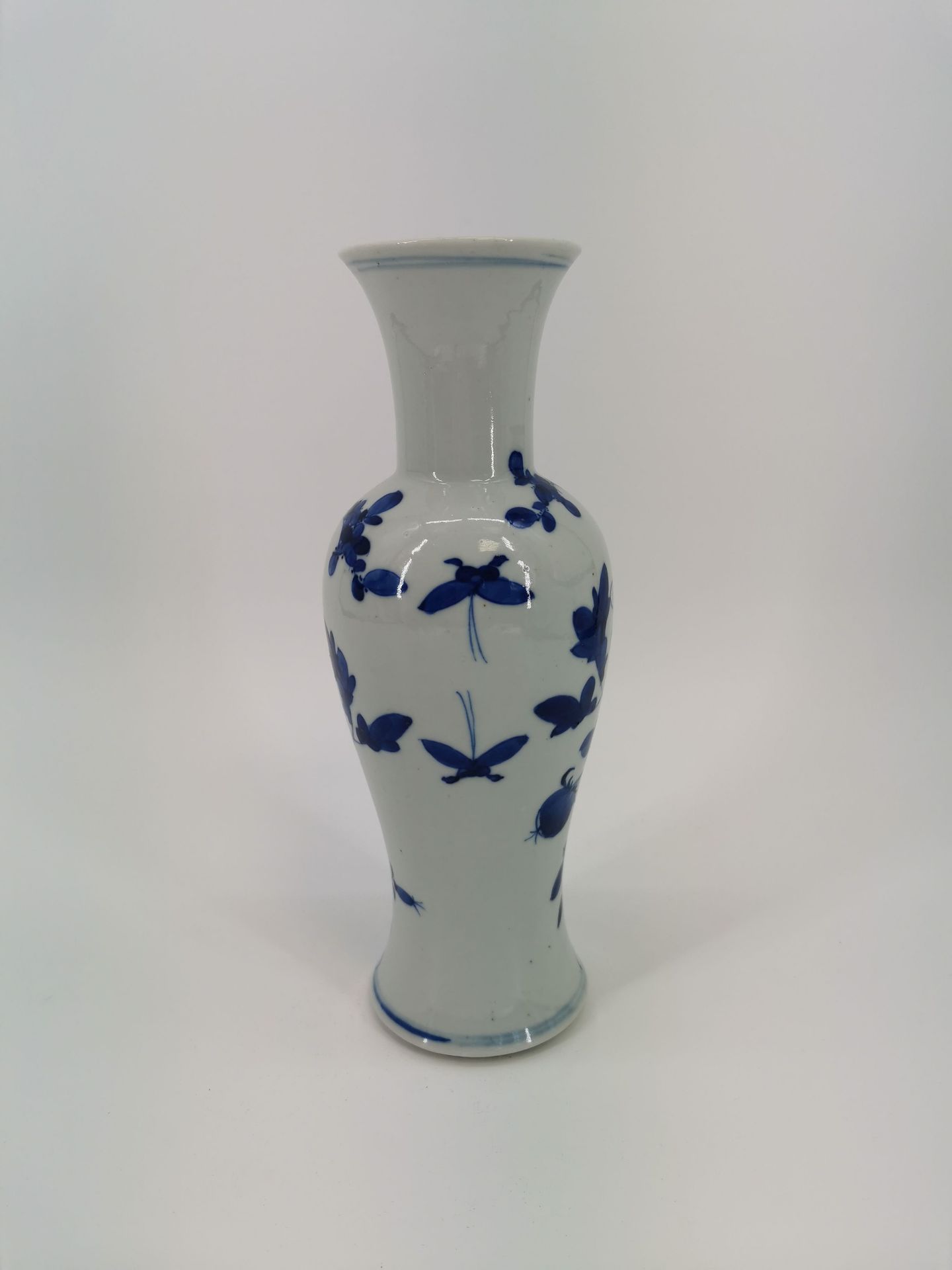 VASE WITH BLUE PAINTING - Image 3 of 5