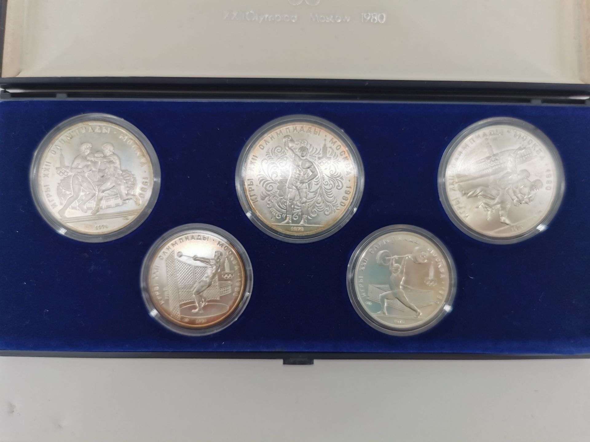 OLYMPIC GAMES COIN SET - 5 COINS - Image 2 of 4