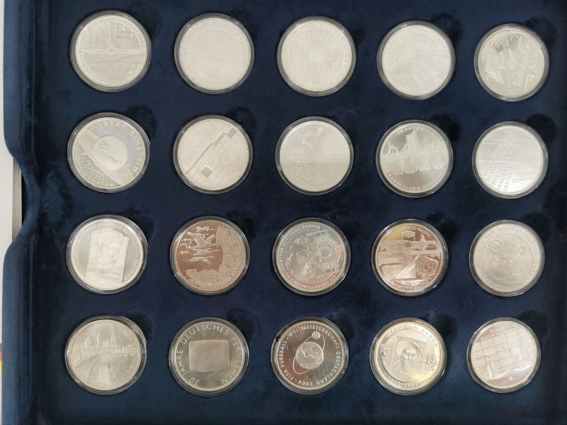 39 SILVER COINS- 10 EURO-COINS - Image 3 of 4