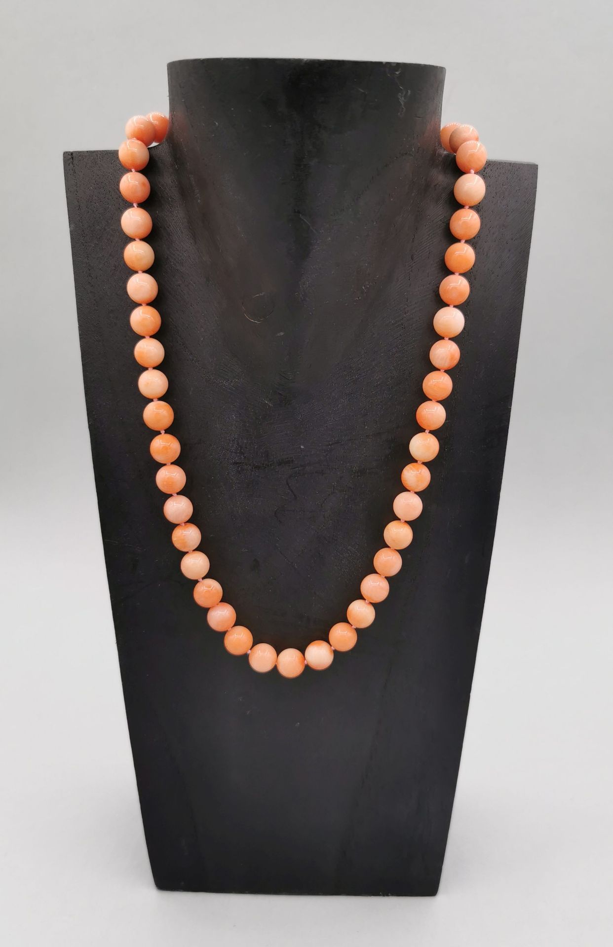 2 ENGEL SKIN CORAL - CHAINS - Image 4 of 4