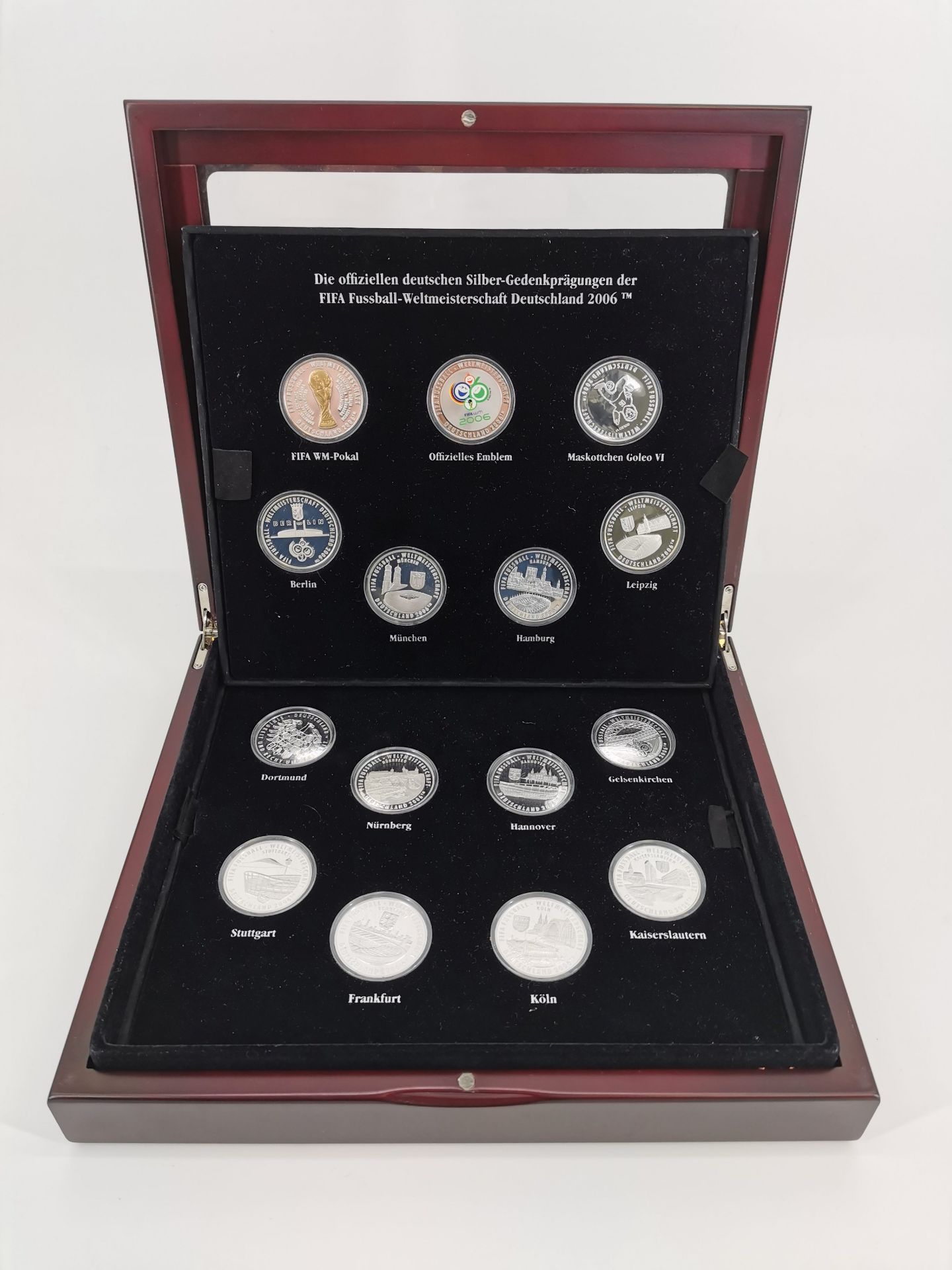 15 SILVER MEDALS - COMMEMORATIVE MEDALS