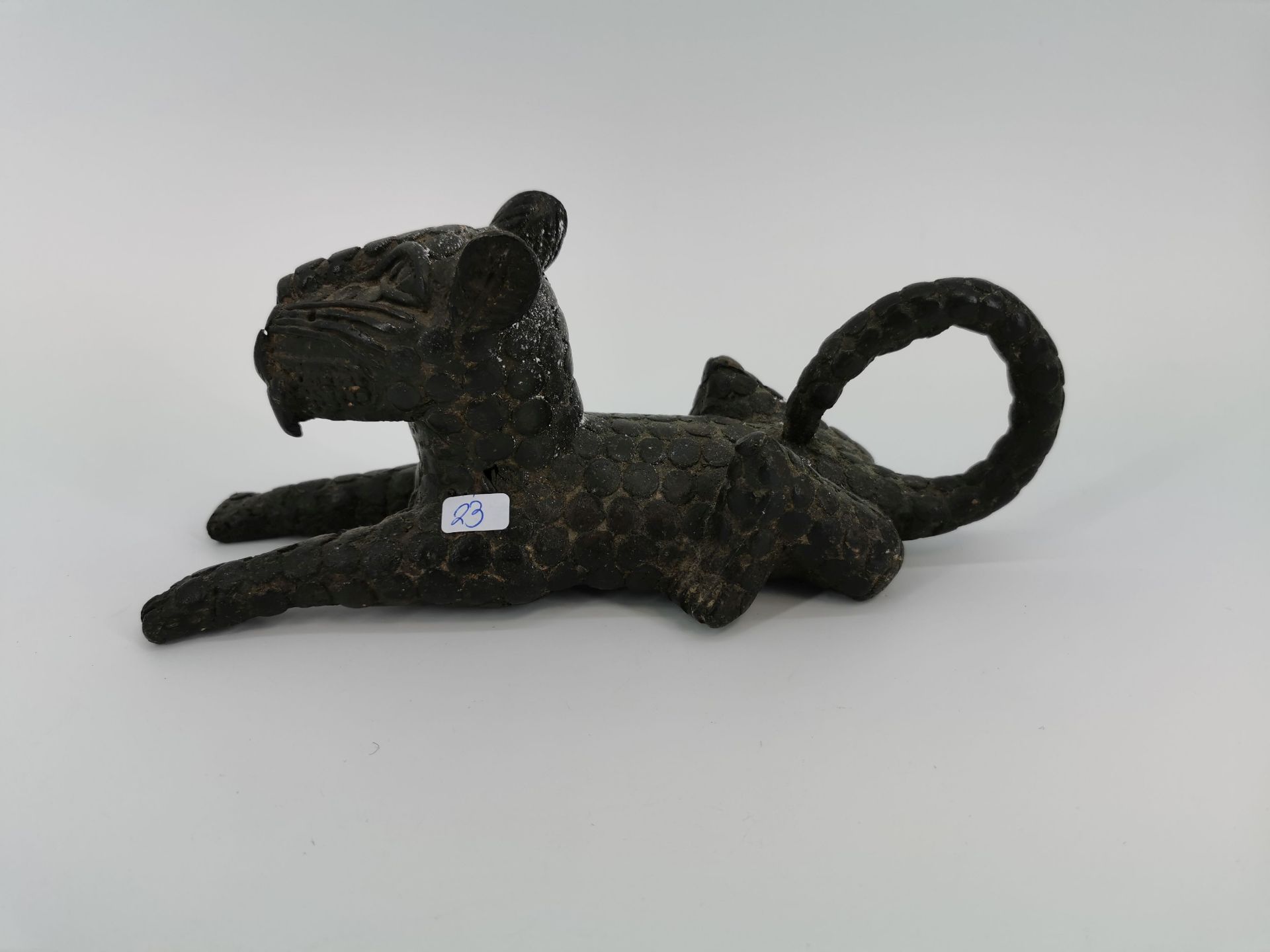 ANIMAL SCULPTURE "LEOPARD"