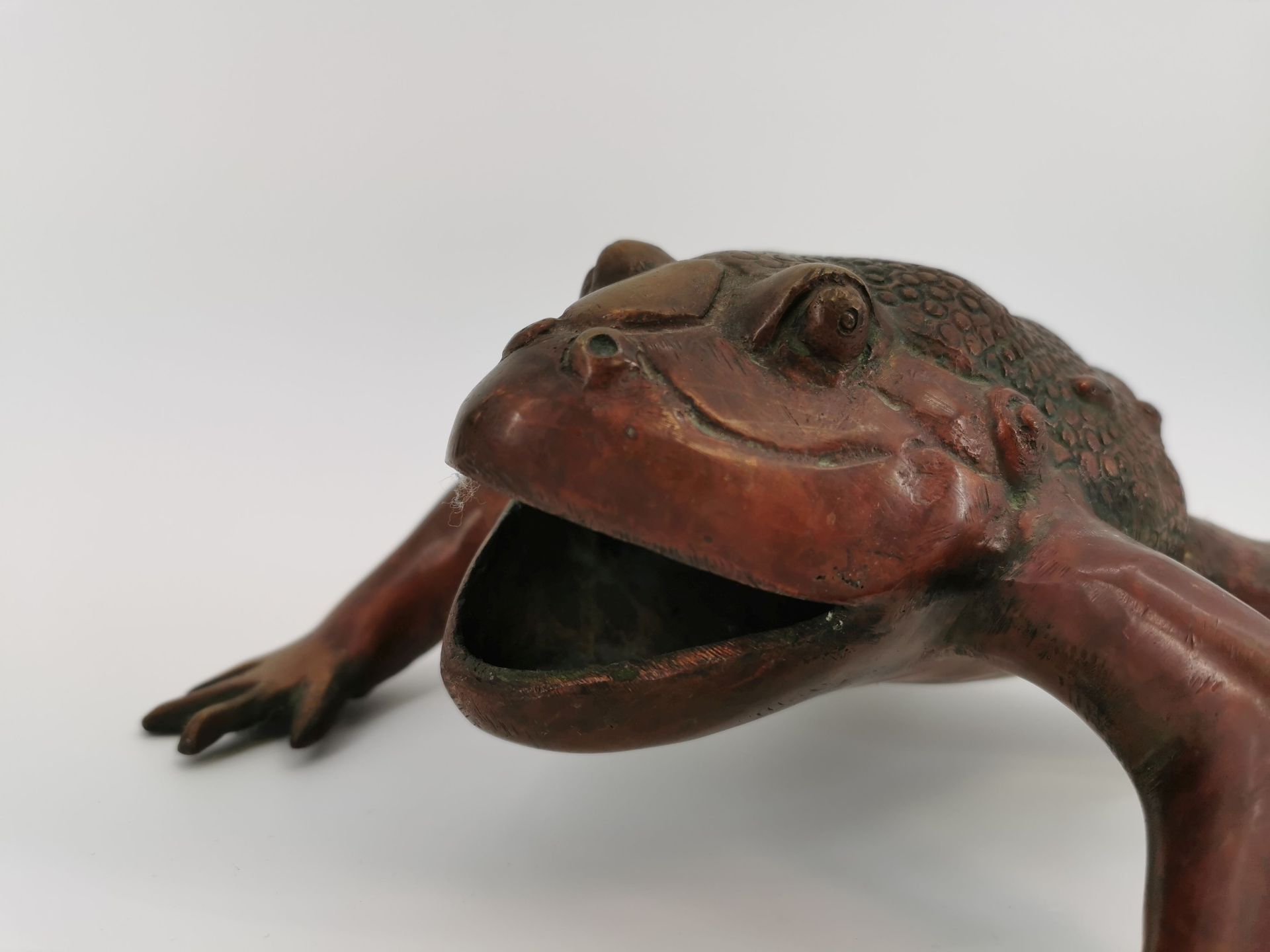 SCULPTURE "TOAD" - Image 3 of 4