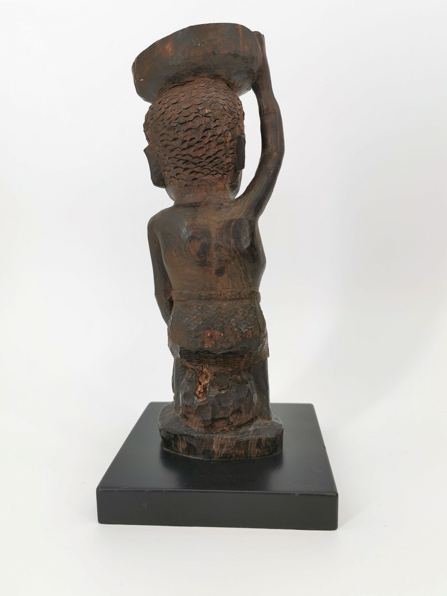 SCULPTURE OF THE MAKONDE - Image 3 of 4