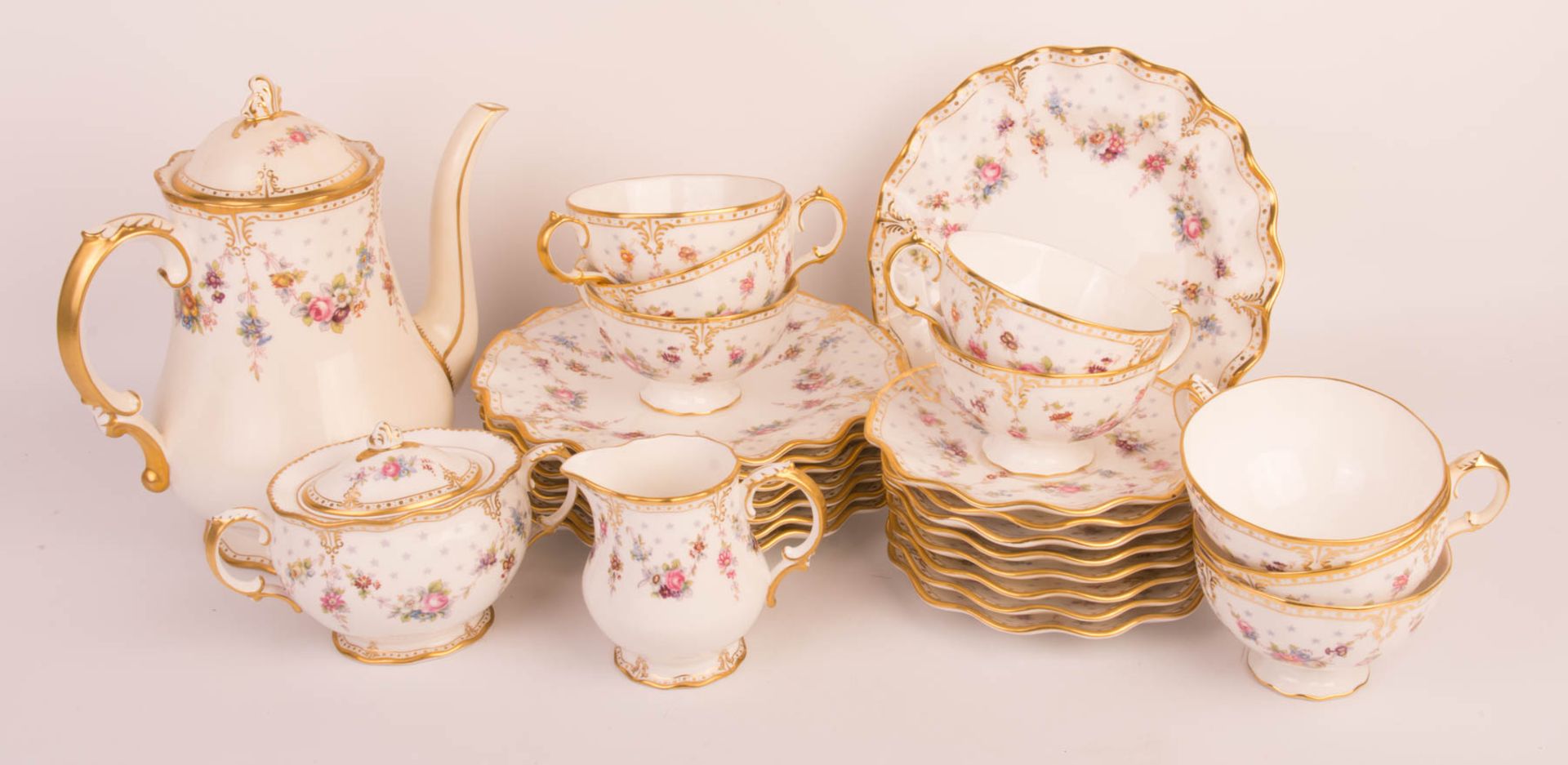 Royal Crown Derby, tea set for 8 persons.