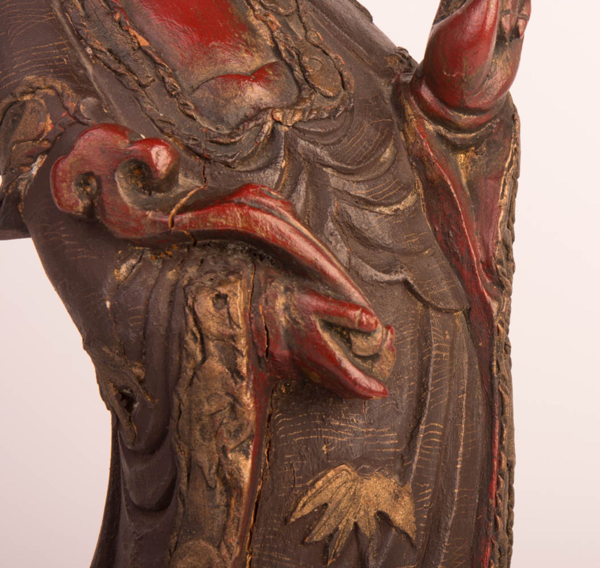 Bodhisattva/ Guanyin mit Lotus, Holzfigur, China. - Bild 6 aus 8