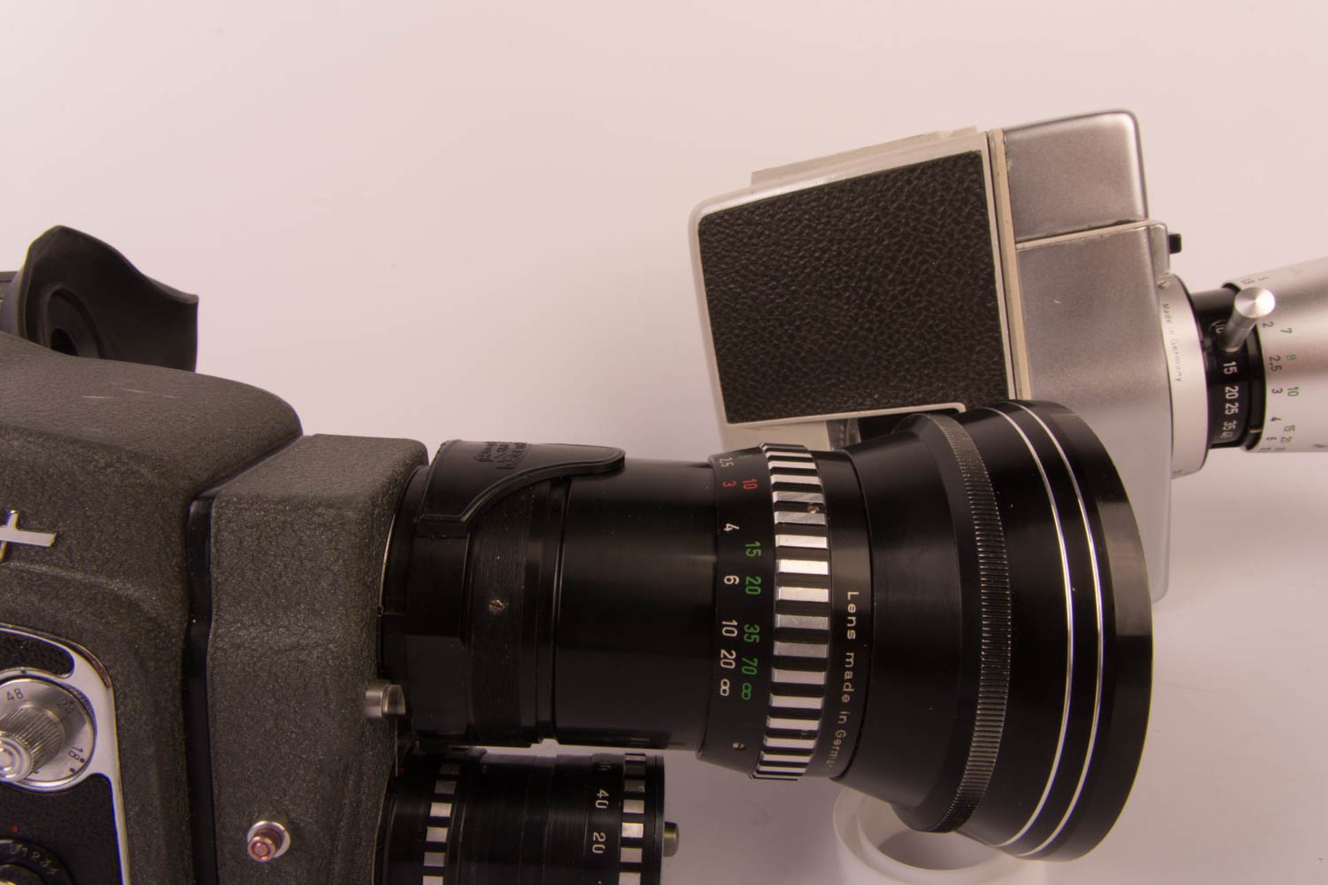 Three 8mm film cameras - Image 5 of 6